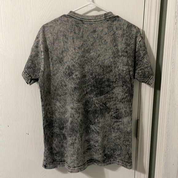 The Rolling Stones Like New Women’s Distressed Look Graphic Tee Size Large - Picture 4 of 4